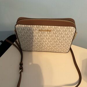 Michael Kors crossbody bag